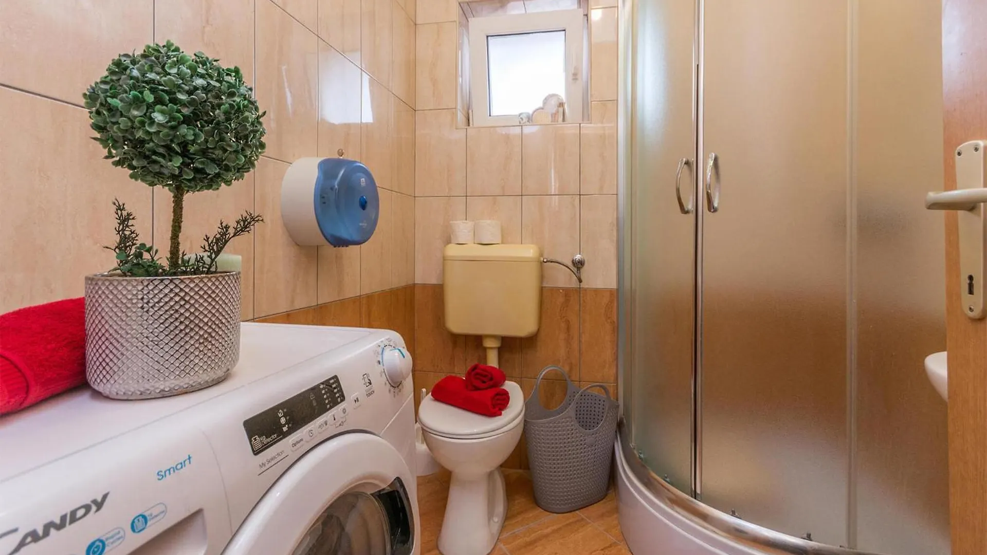 1 Bedroom Nice Apartment In 比奥格勒·纳·莫鲁